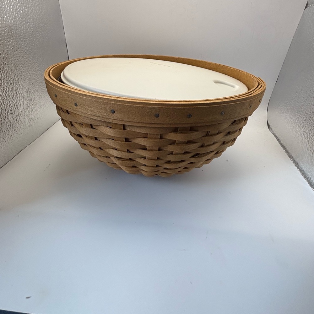 Longaberger Tan and White Woven Basket - Picture 11 of 15